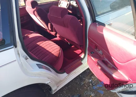 1992 Ford Crown Victoria from USA, damaged, VIN 2FACP73W1NX154152